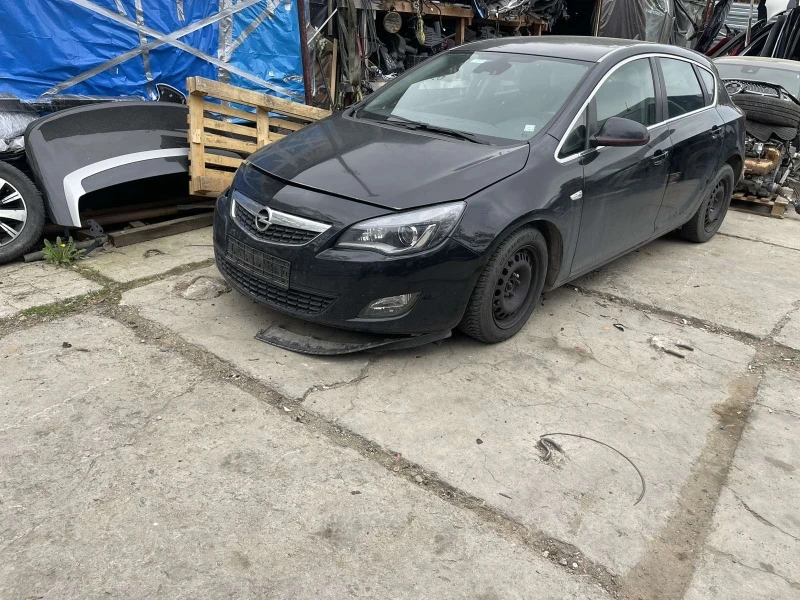 Opel Astra 1.6 turbo , снимка 1 - Автомобили и джипове - 45401756