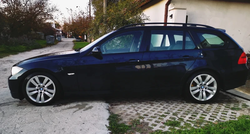 BMW 320 320d Touring Aut. , снимка 4 - Автомобили и джипове - 47722231