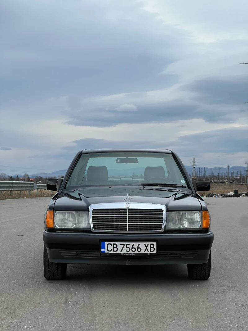 Mercedes-Benz 190 1.8 АВТОМАТИК (климатик-кожа), снимка 5 - Автомобили и джипове - 48156513