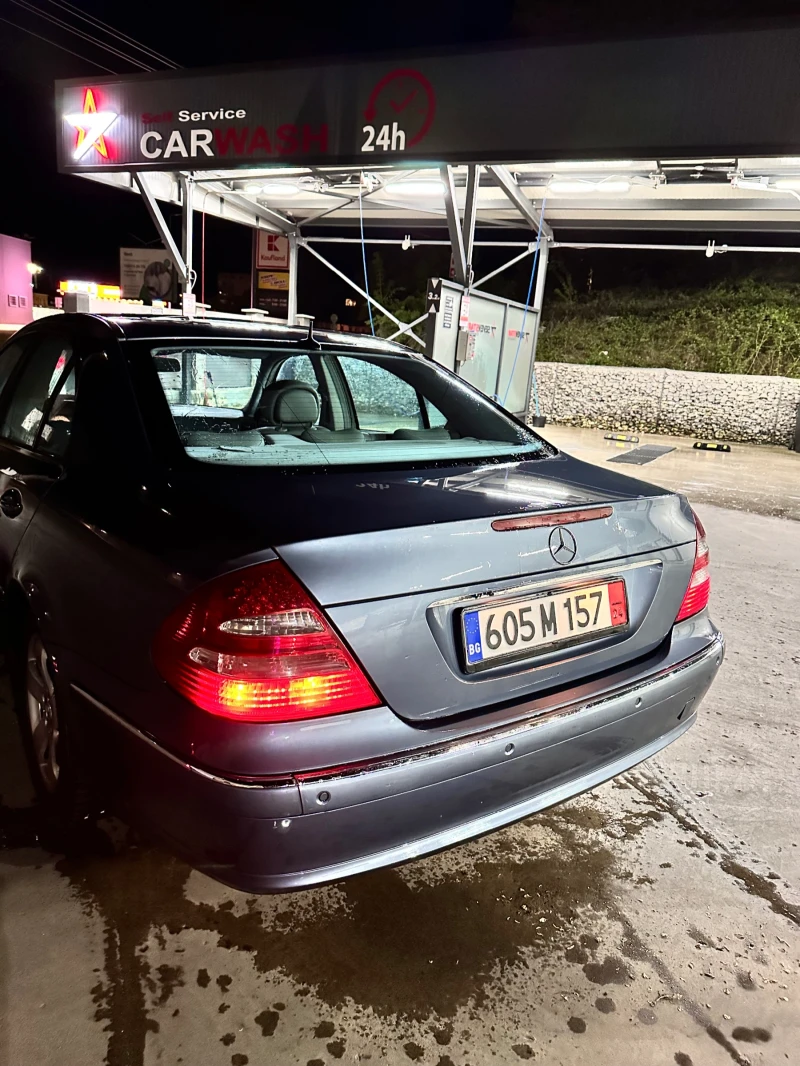 Mercedes-Benz E 270, снимка 5 - Автомобили и джипове - 48083113