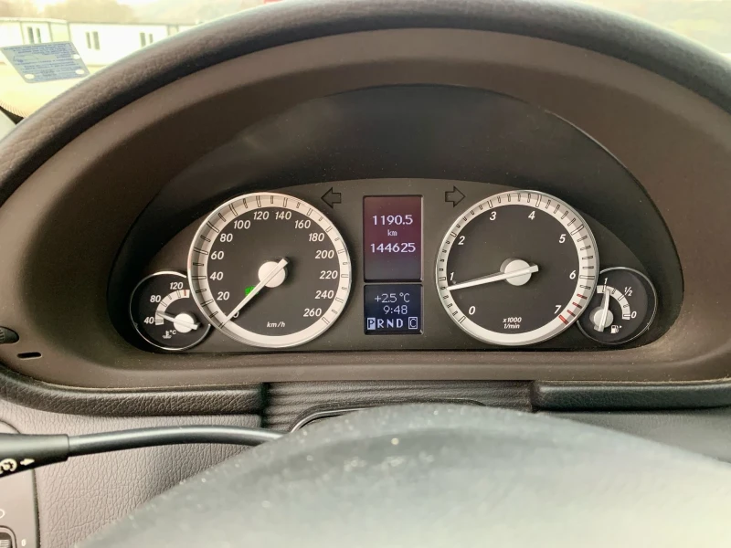 Mercedes-Benz CLC 180, снимка 6 - Автомобили и джипове - 52384937