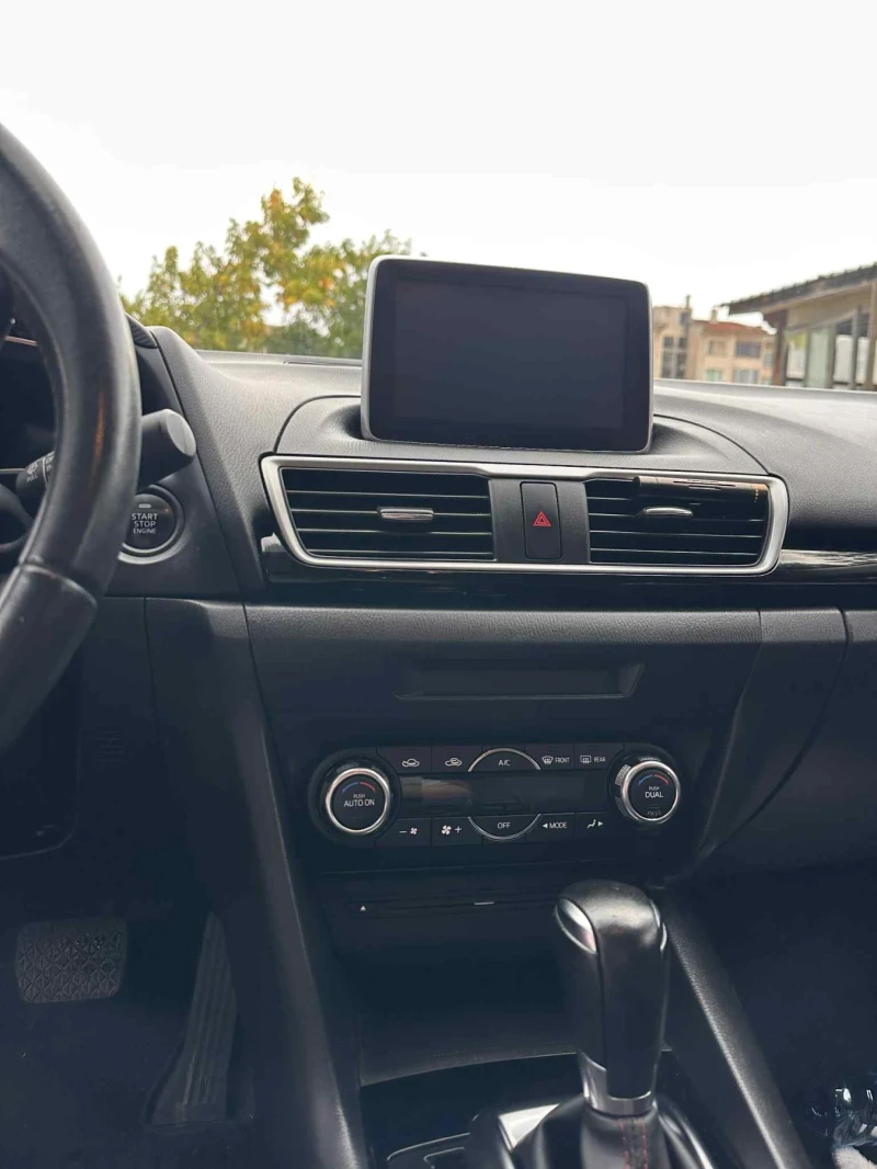 Mazda 3 Skyactive, снимка 13 - Автомобили и джипове - 51870283