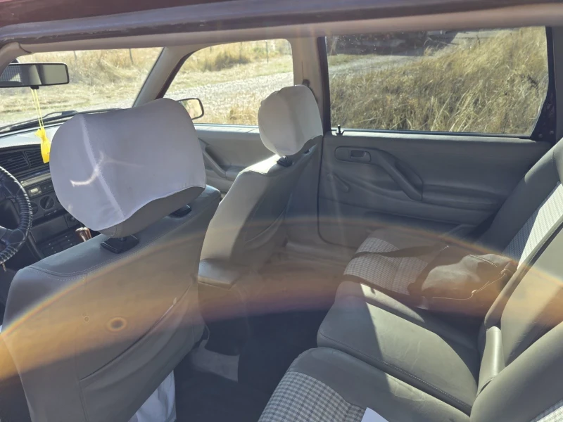 VW Passat VW Passat B3 2.0, снимка 7 - Автомобили и джипове - 52523763