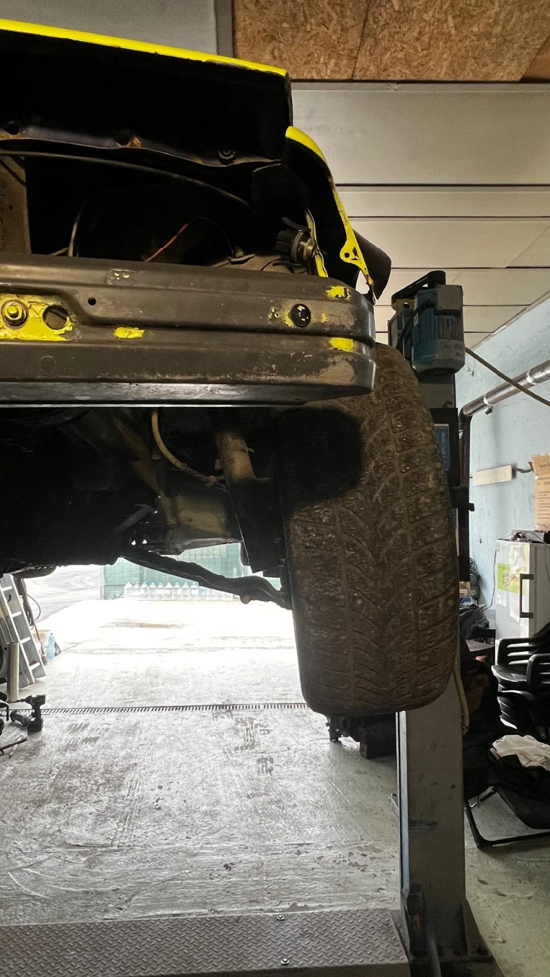 BMW 320, снимка 9 - Автомобили и джипове - 52382673