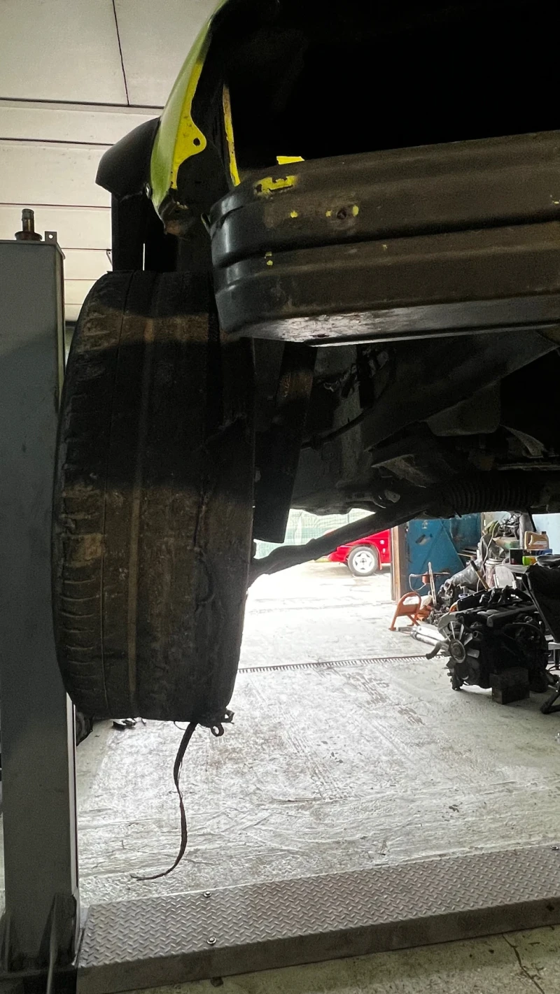 BMW 320, снимка 8 - Автомобили и джипове - 52382673