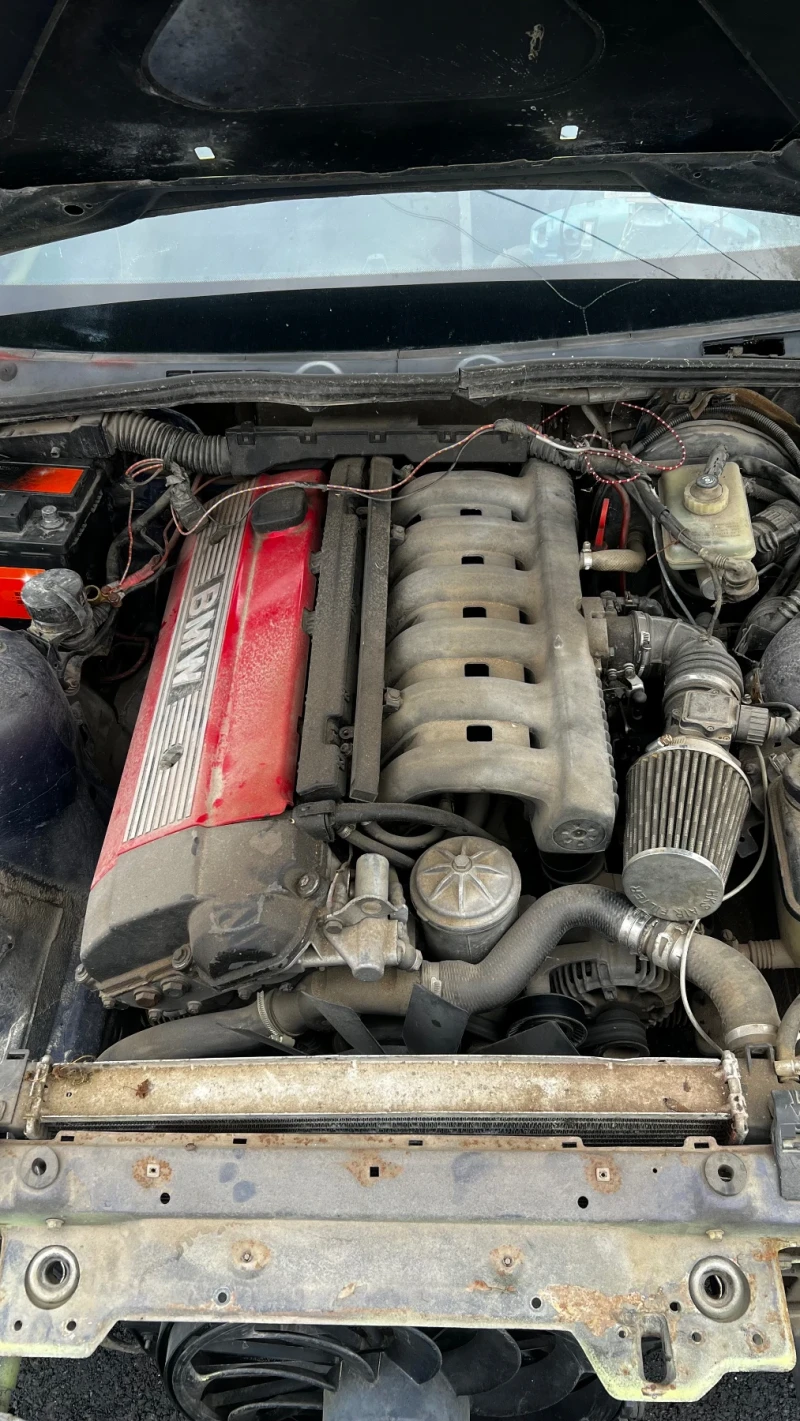 BMW 320, снимка 5 - Автомобили и джипове - 52382673