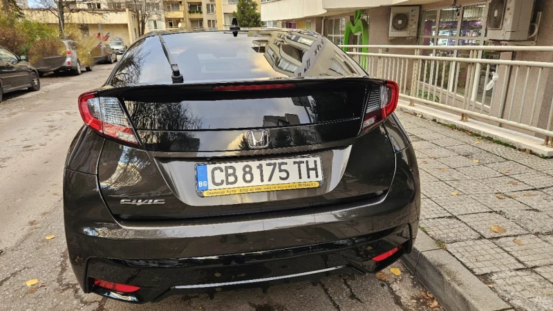 Honda Civic 1.4 i-vtec, снимка 4 - Автомобили и джипове - 52637478