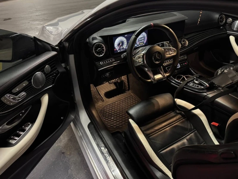 Mercedes-Benz E 53 AMG * CARFAX * БЕЗ ПЪРВОНАЧАЛНА ВНОСКА, снимка 5 - Автомобили и джипове - 52891281