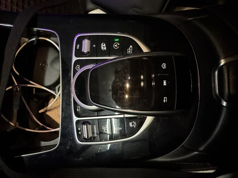 Mercedes-Benz E 53 AMG * CARFAX * БЕЗ ПЪРВОНАЧАЛНА ВНОСКА, снимка 13 - Автомобили и джипове - 52891281