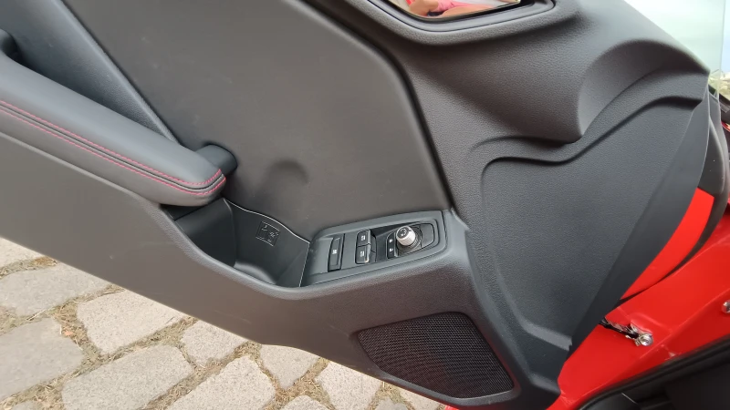 Subaru BRZ  Limited - 08.2023 - 2.4i - 234k.c., снимка 16 - Автомобили и джипове - 53082166