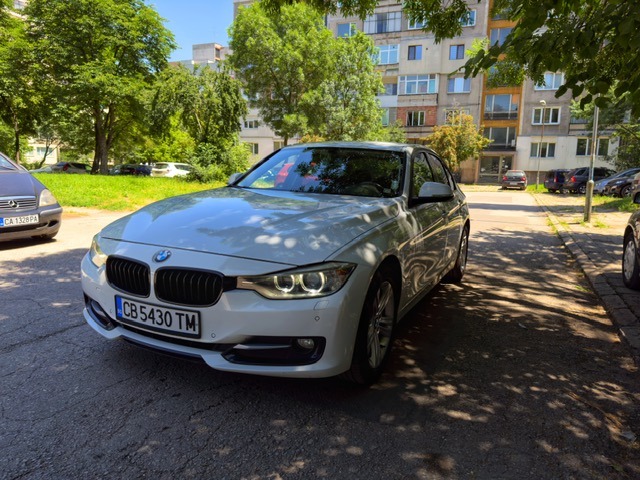 BMW 318 D Sport, снимка 2 - Автомобили и джипове - 46306136