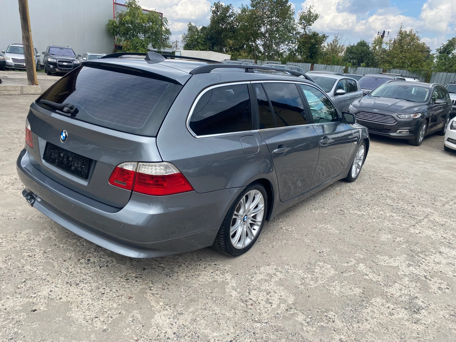 BMW 525 525 D 197кс. - изображение 5