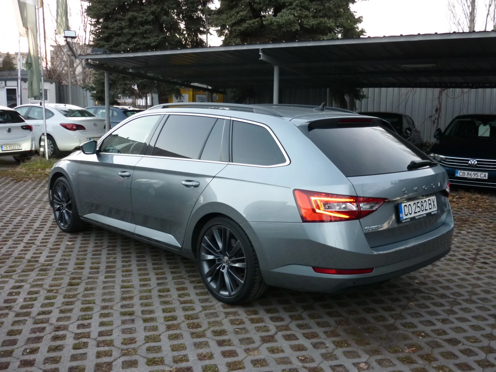 Skoda Superb 2.0 190 HP DSG  - изображение 7