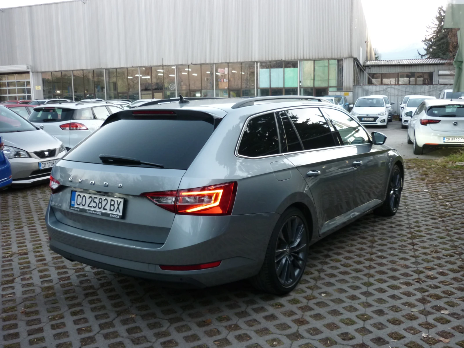 Skoda Superb 2.0 190 HP DSG  - изображение 5