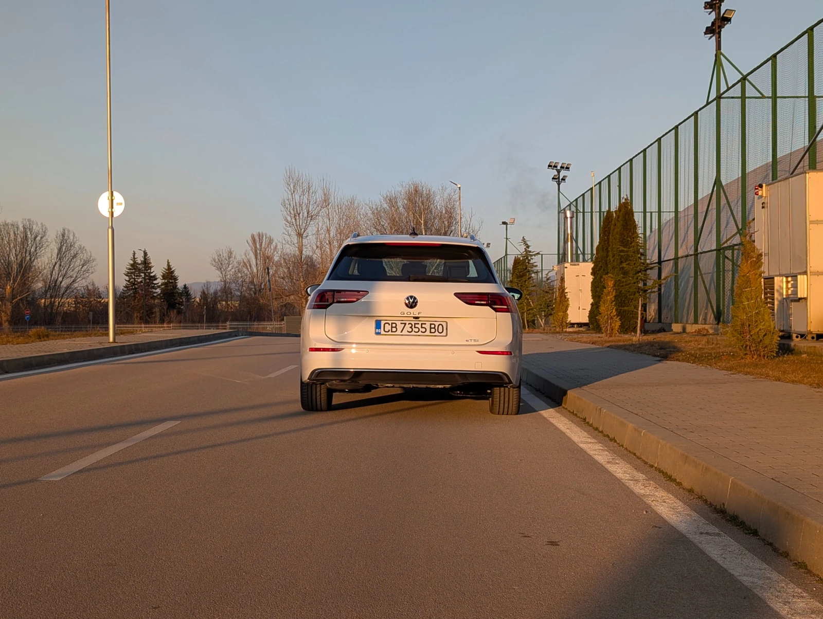 VW Golf Variant 1.5 eTSI - изображение 7