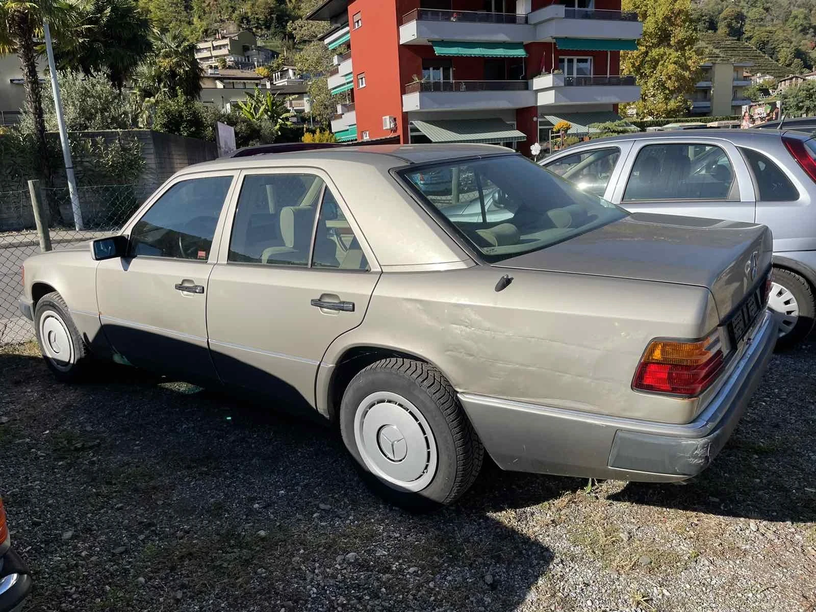 Mercedes-Benz 124 300 4MATIC - изображение 4