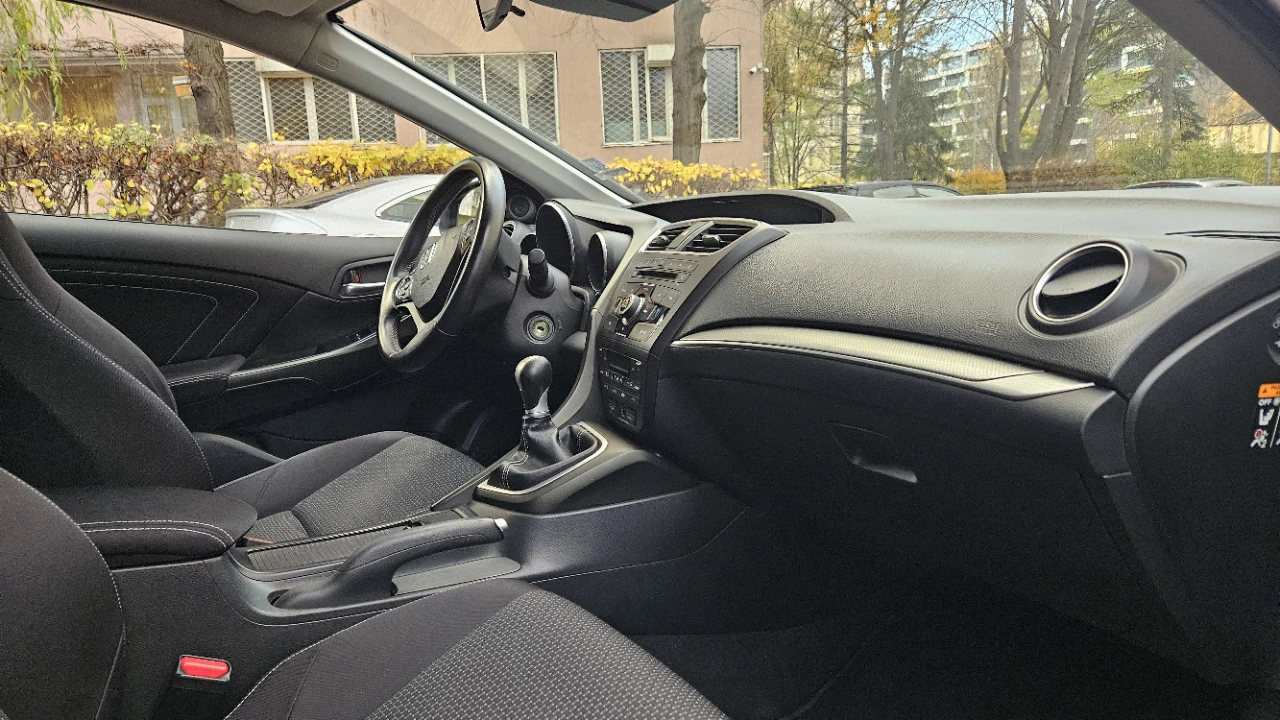 Honda Civic 1.4 i-vtec - изображение 5