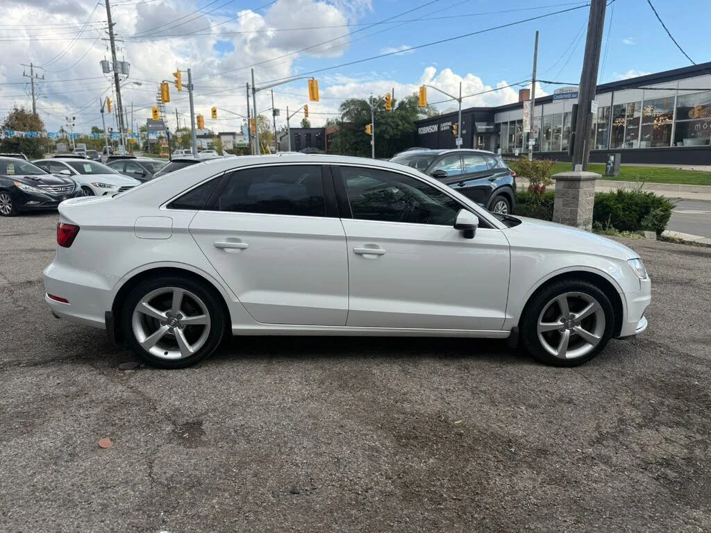 Audi A3 QUATTRO* KOMFORT* KEYLESS АвтоКредит(ЦЕНА ДО БГ) - изображение 4