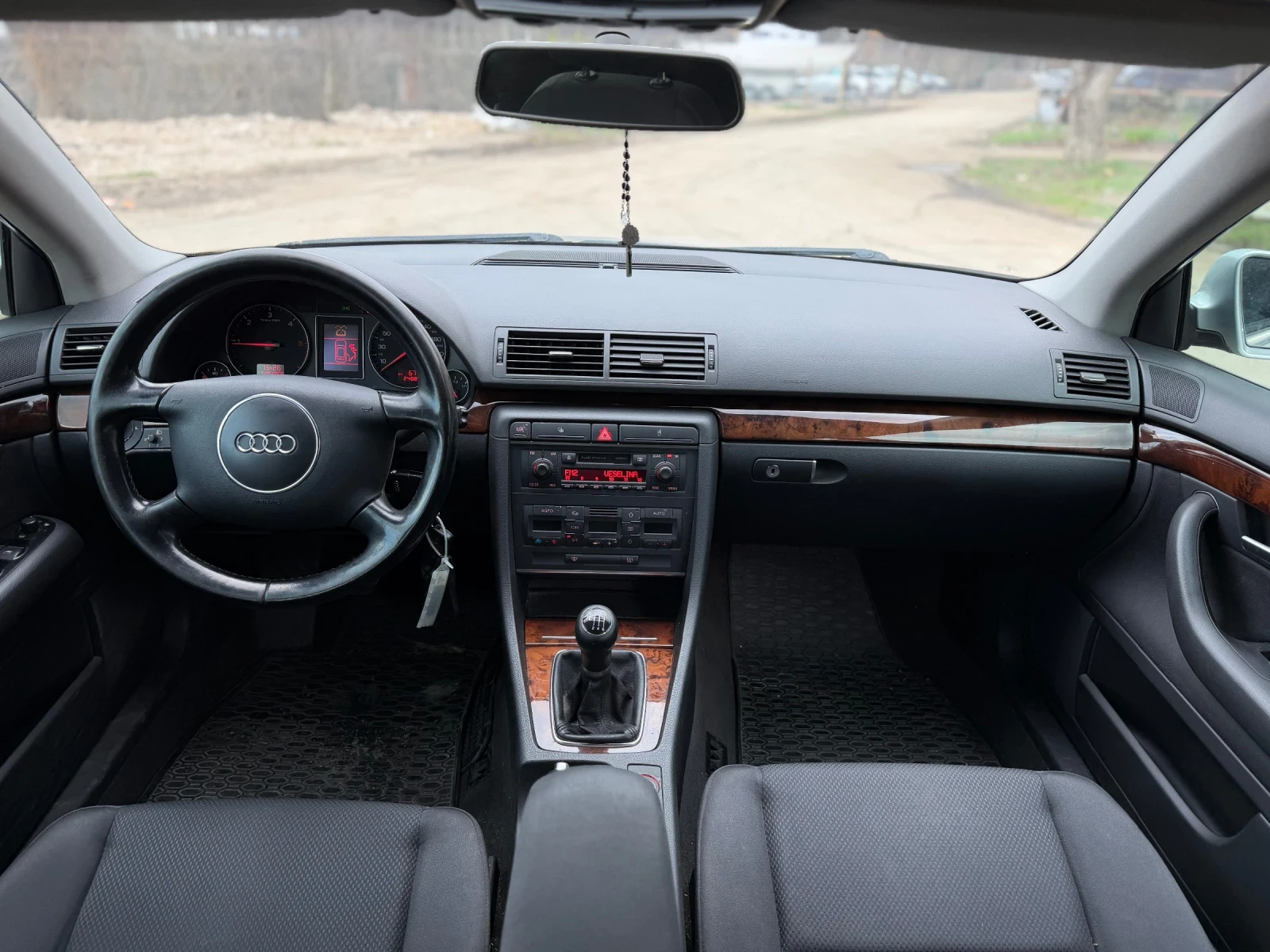 Audi A4, снимка 9 - Автомобили и джипове - 54045323