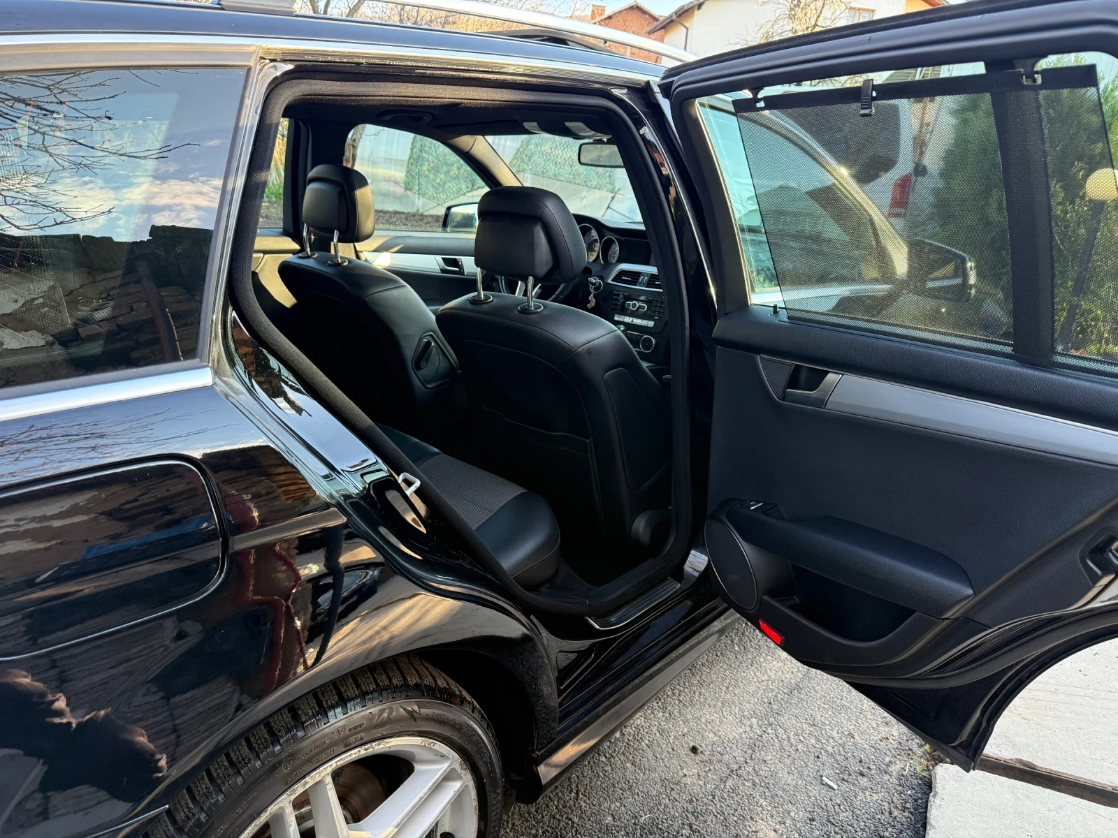 Mercedes-Benz C 250, снимка 5 - Автомобили и джипове - 54100180