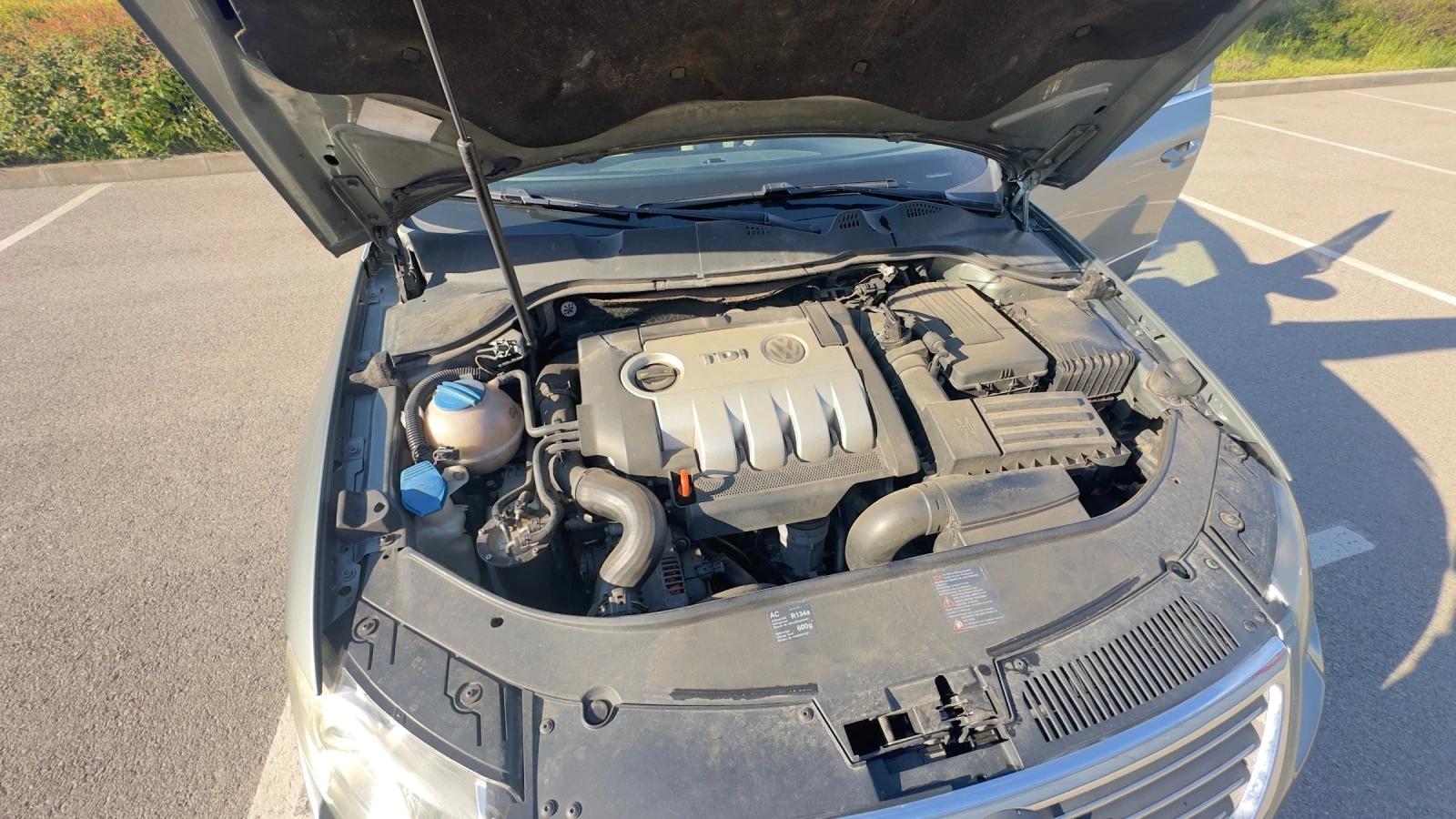 VW Passat B6, снимка 13 - Автомобили и джипове - 54437584