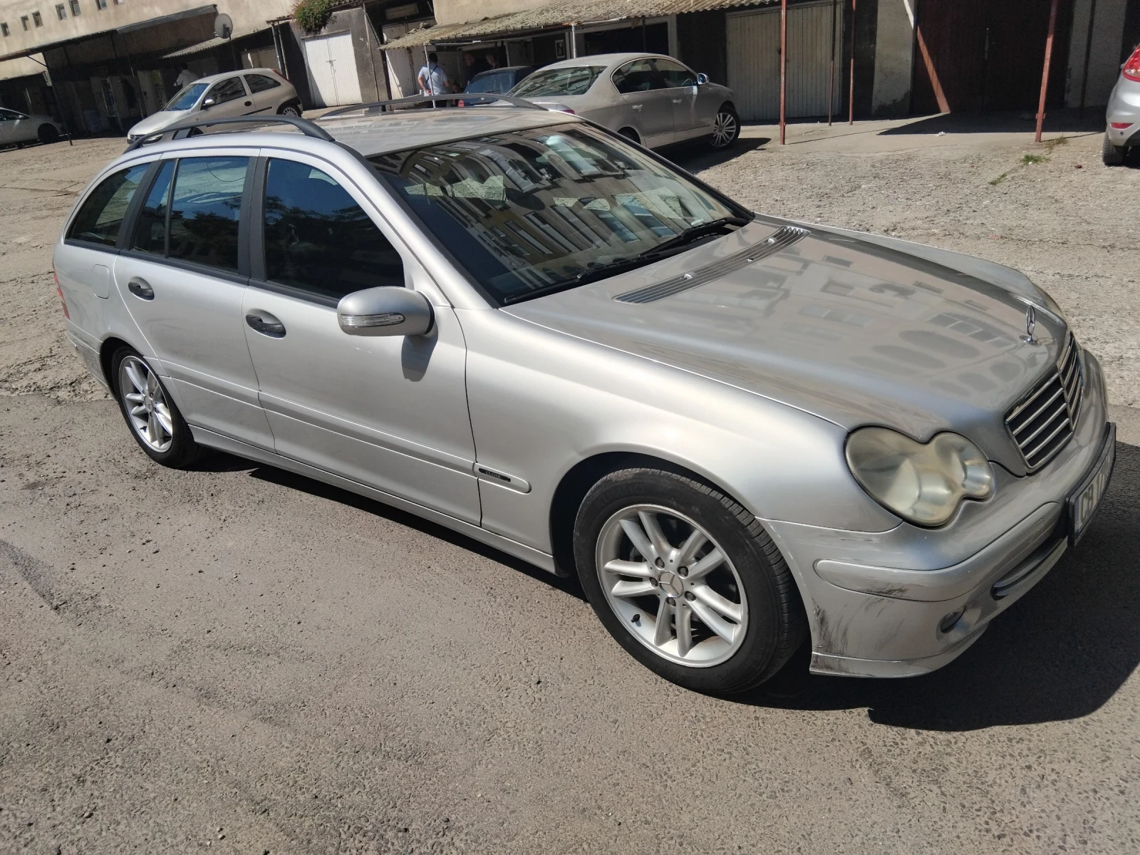 Mercedes-Benz C 200, снимка 6 - Автомобили и джипове - 54660835