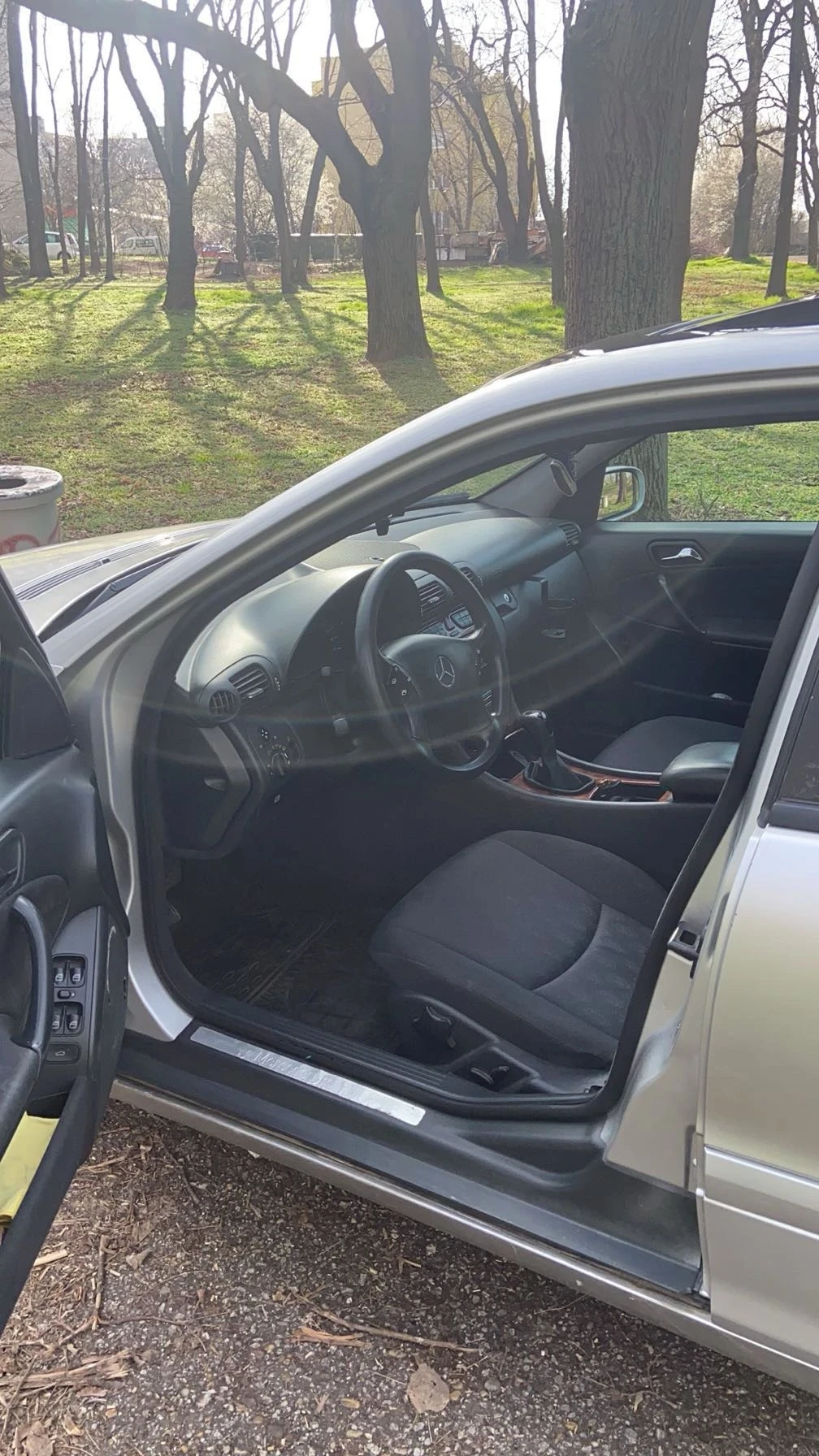 Mercedes-Benz C 200, снимка 4 - Автомобили и джипове - 54776714