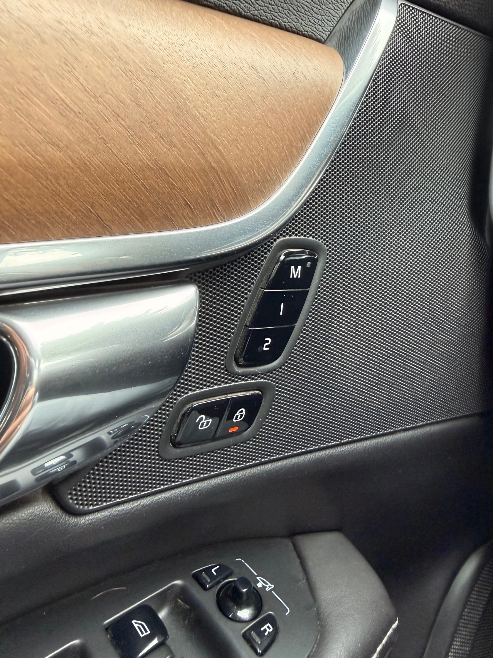 Volvo V90, снимка 13 - Автомобили и джипове - 54790781
