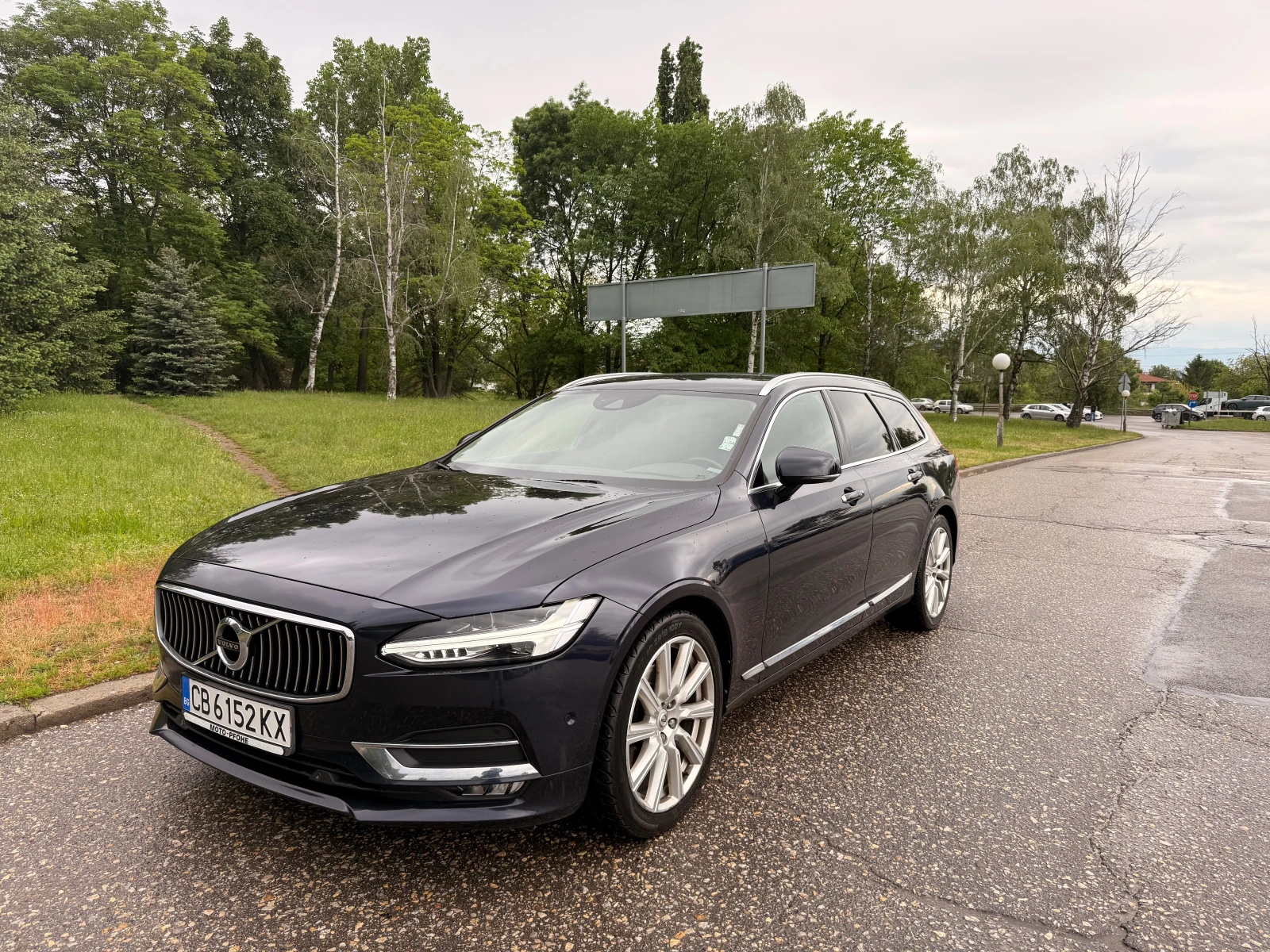 Volvo V90