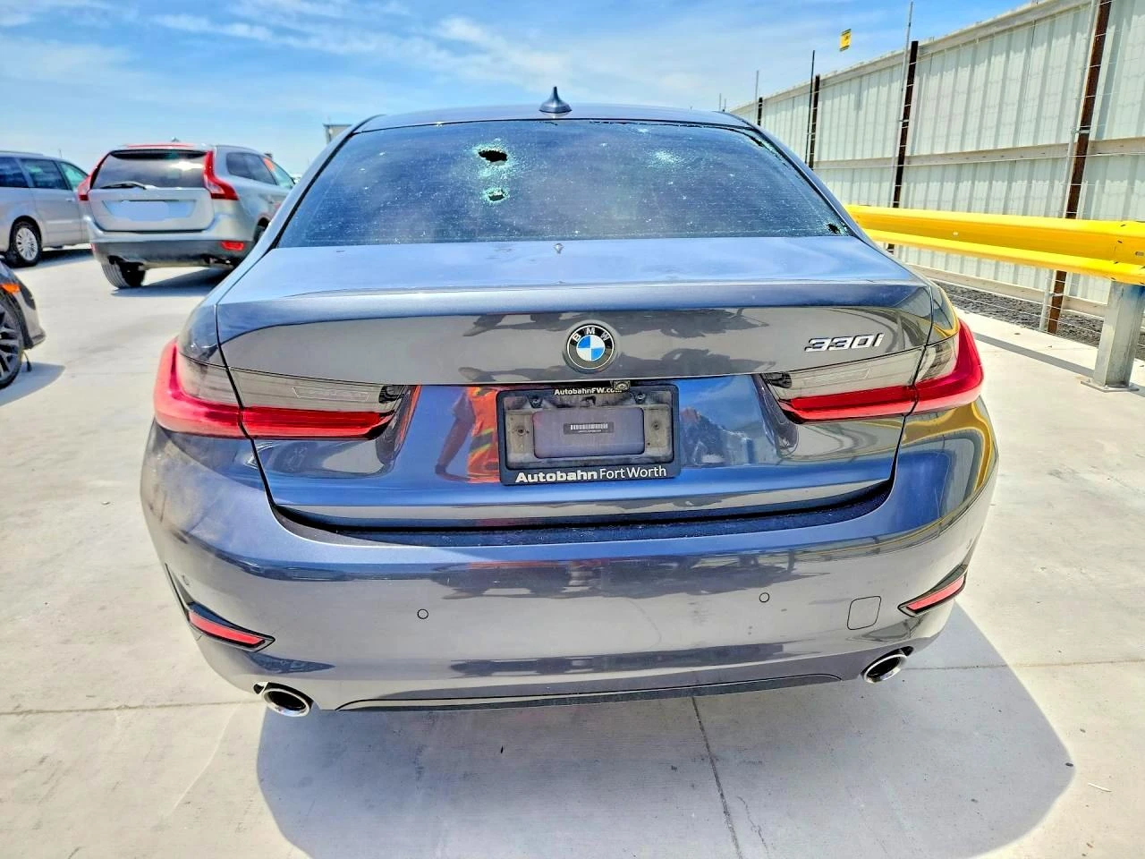 BMW 330, снимка 6 - Автомобили и джипове - 55001732