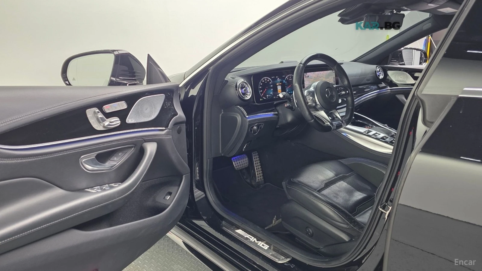 Mercedes-Benz AMG GT 43 4MATIC+ * HUD* КОЖА* ПАНО* ОБДУХВ* 360, снимка 9 - Автомобили и джипове - 55064524