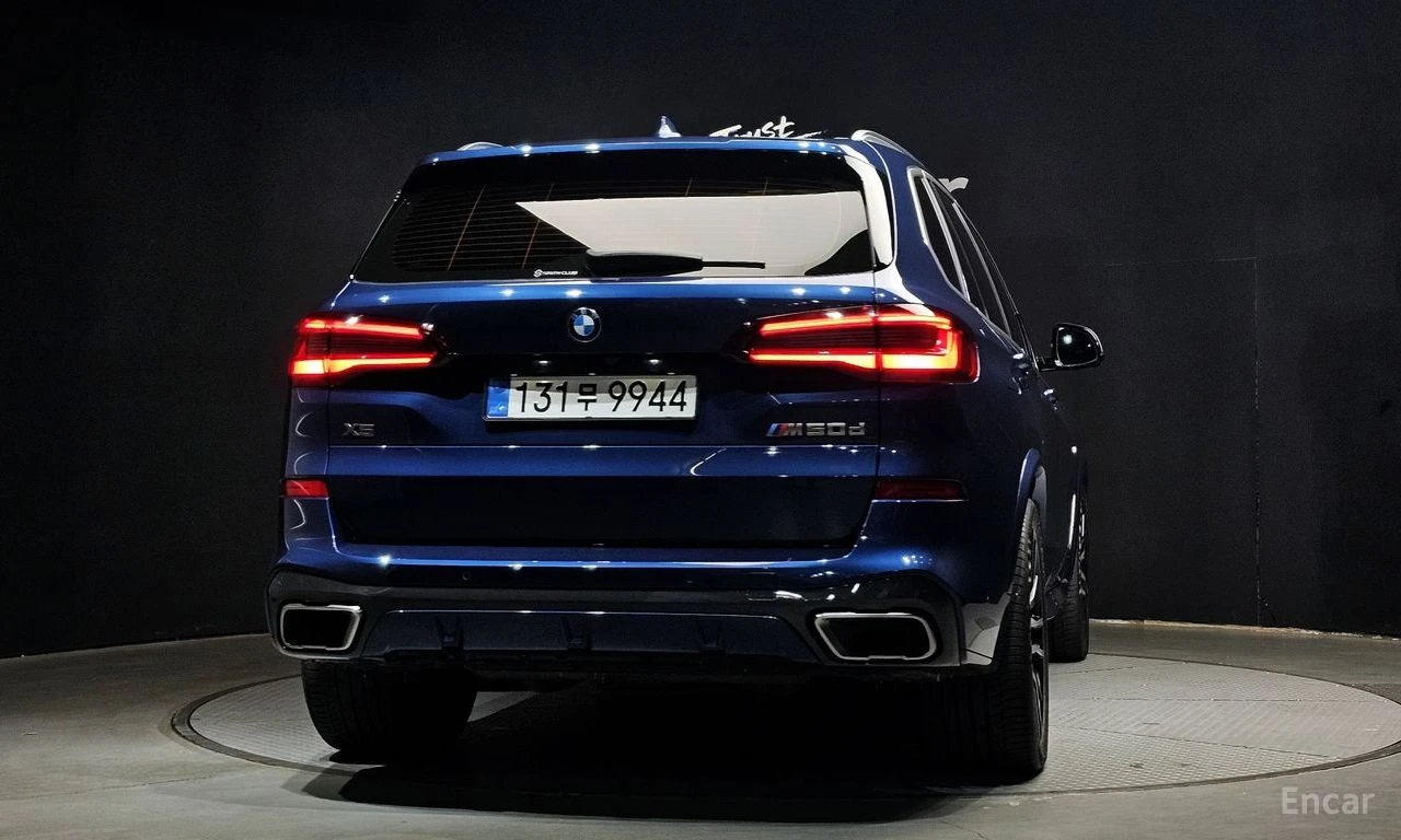 BMW X5M ОБДУХВАНЕ * ДИСТРОНИК * HEAD-UP * H/K * , снимка 5 - Автомобили и джипове - 55189100