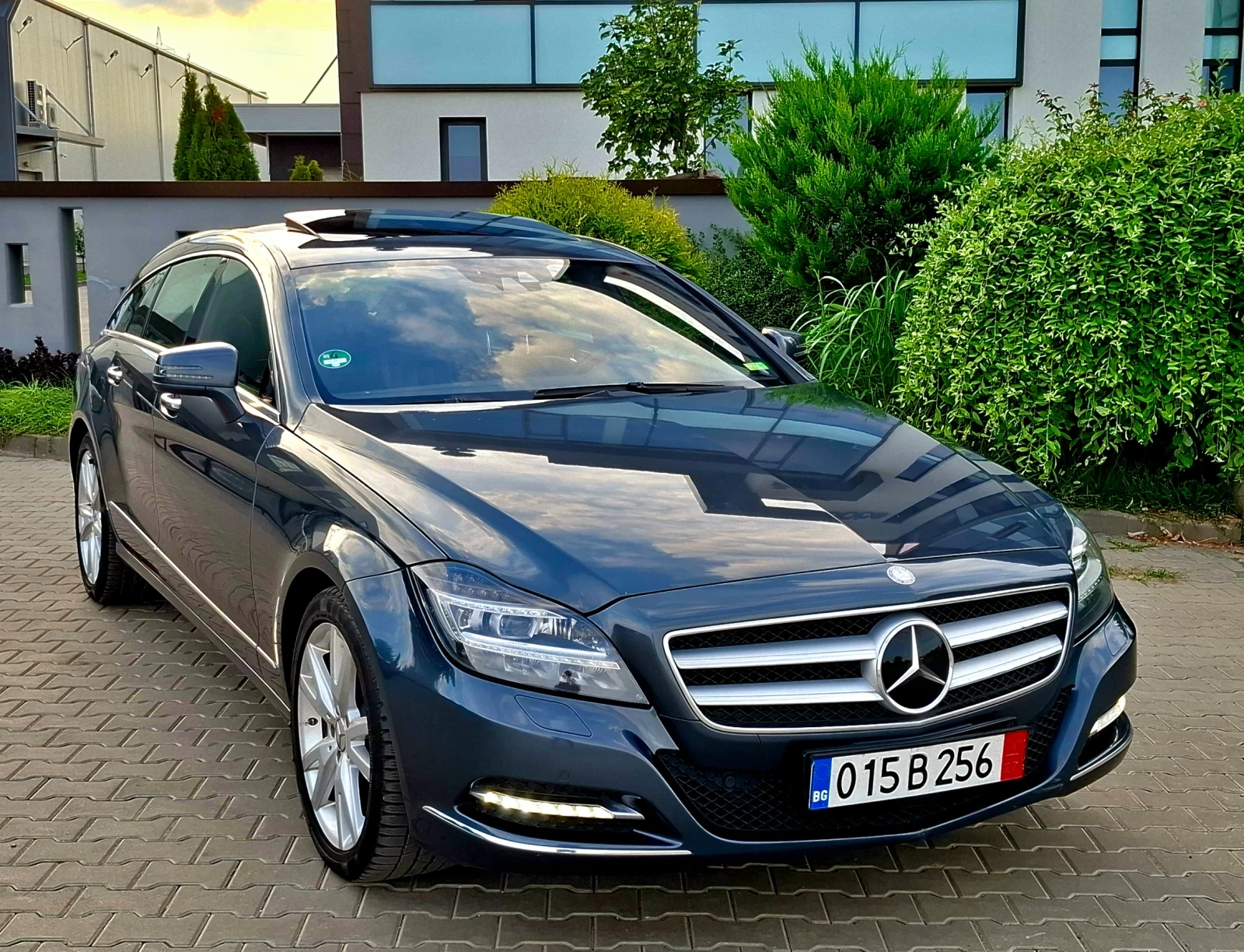 Mercedes-Benz CLS 350 3.5CDI* (265кс)* 4-MATIK* ТОП* НОВ ВНОС* , снимка 12 - Автомобили и джипове - 55837806