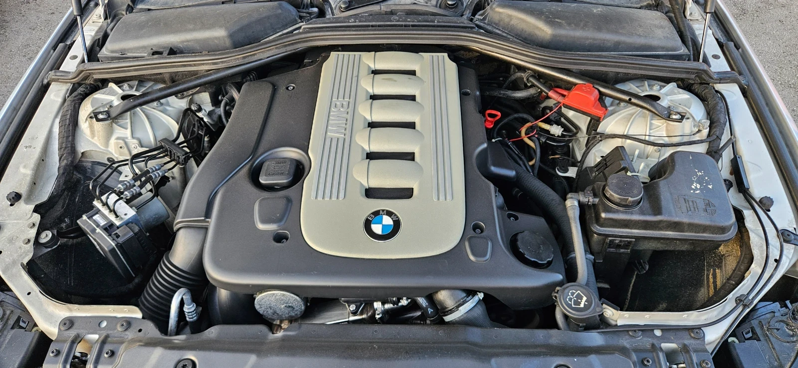 BMW 525 Touring , снимка 16 - Автомобили и джипове - 55992581