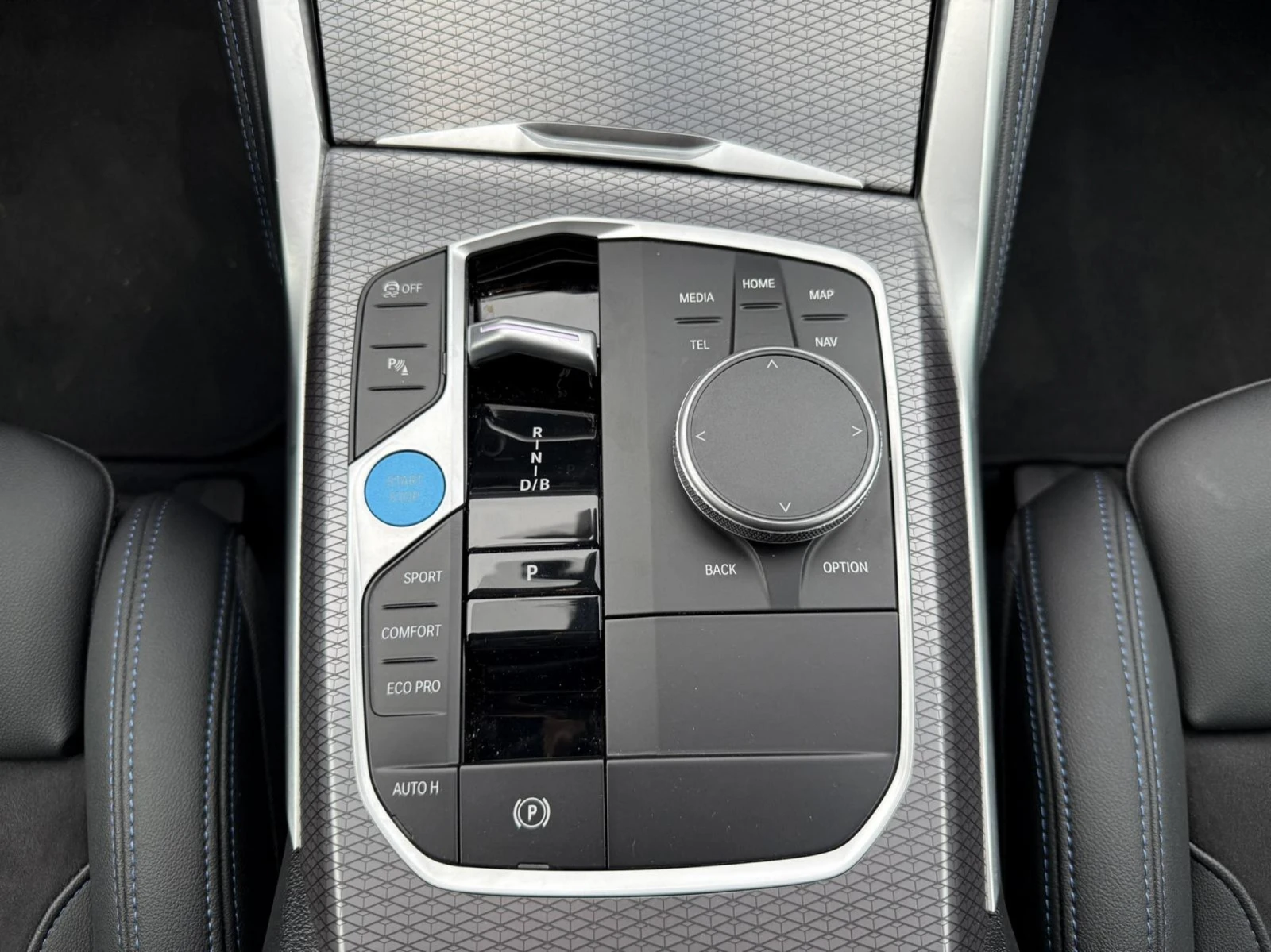 BMW i4 35e M Sport, Keyless, Head up, Harman/Kardon, снимка 15 - Автомобили и джипове - 56103121