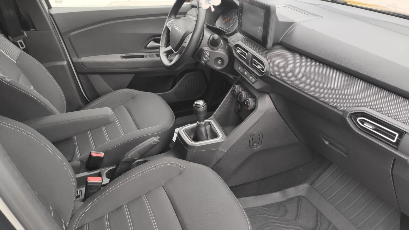 Dacia Jogger 1.0 i ГАЗ+ БЕНЗИН, снимка 7 - Автомобили и джипове - 56192262