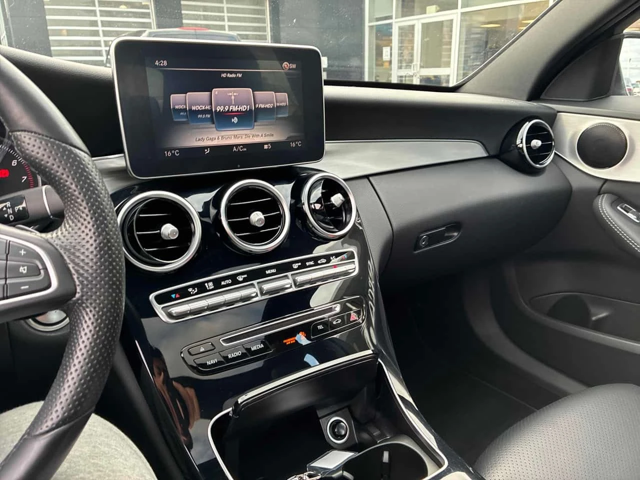 Mercedes-Benz C 300 * CARFAX * ����� �� ����������� | Mobile.bg � ����������� 9