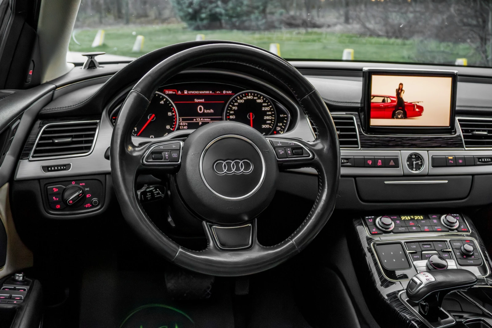 Audi A8 4.2TDI* W12-PACK* QUATTRO* MASSAGE* BUSINESS CLASS, снимка 15 - Автомобили и джипове - 56649748