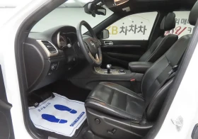 Jeep Grand cherokee OVERLAND* КОЖА* ПОДГРЕВ* ОБДУХВАНЕ* КАМЕРА* НАВИ* , снимка 5