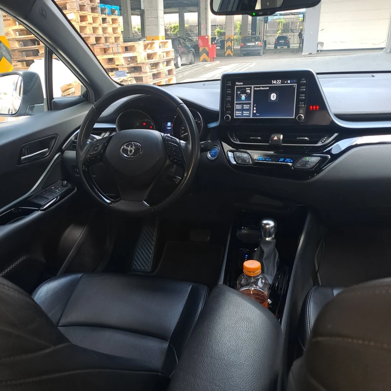 Toyota C-HR 1.8I hybrid, снимка 6 - Автомобили и джипове - 47351980