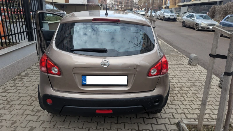 Nissan Qashqai, снимка 5 - Автомобили и джипове - 48847360