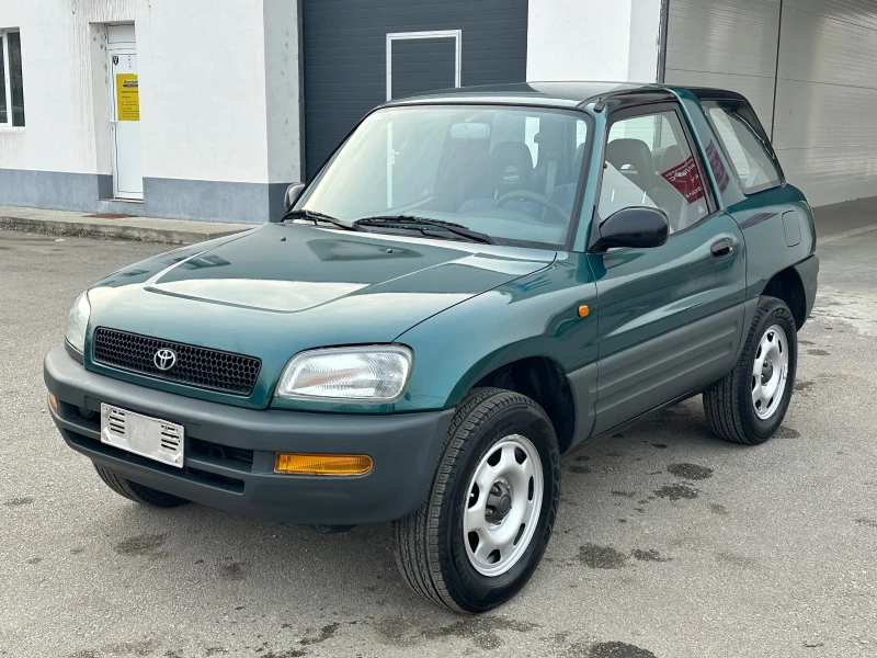 Toyota Rav4 2.0i 4x4 Климатик Италия, снимка 1 - Автомобили и джипове - 49304488