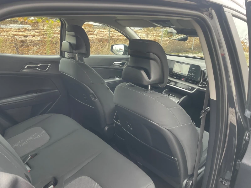 Kia Sportage, снимка 14 - Автомобили и джипове - 52304356
