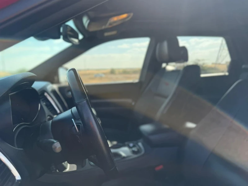 Dodge Durango R/T, снимка 12 - Автомобили и джипове - 52953502