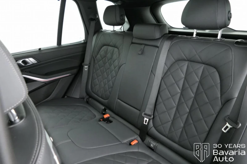 BMW X5 30d xDrive M Sport Paket , снимка 8 - Автомобили и джипове - 53073634
