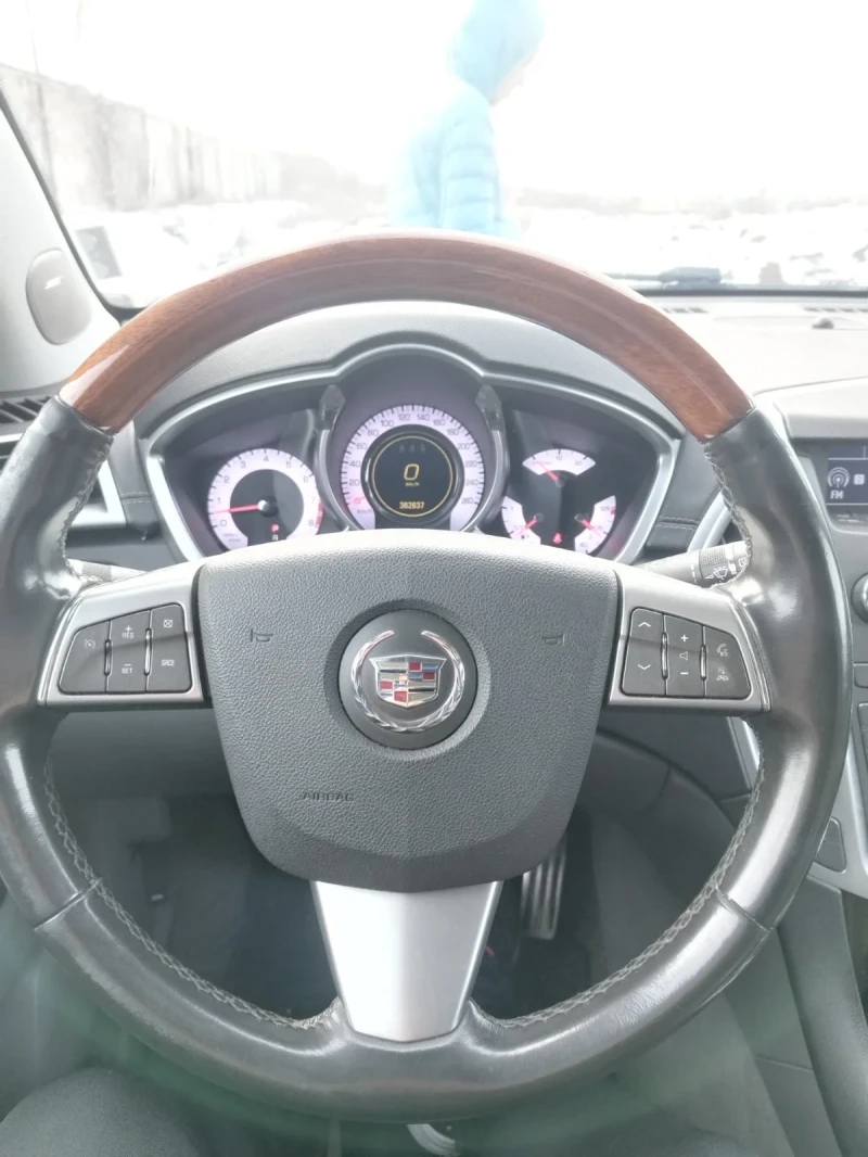 Cadillac Srx 4, снимка 9 - Автомобили и джипове - 53585117