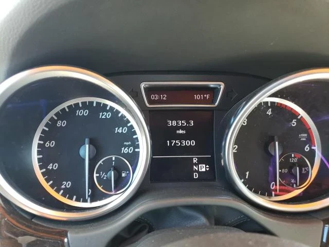 Mercedes-Benz ML 350 Дизел* Камера* Подгрев* 4Matic* keyless, снимка 9 - Автомобили и джипове - 48707926