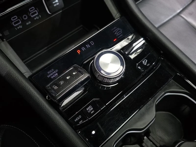 Jeep Cherokee L 3.6 Overland| 295к.с.| ВКЛ.ТЕХНОТЕСТ, снимка 9 - Автомобили и джипове - 55130381