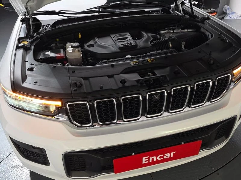 Jeep Cherokee L 3.6 Overland| 295к.с.| ВКЛ.ТЕХНОТЕСТ, снимка 6 - Автомобили и джипове - 55130381