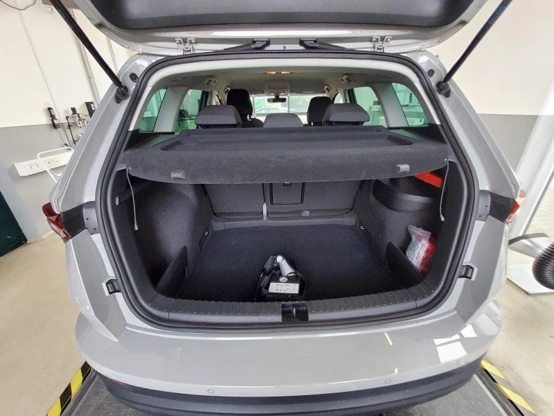 Skoda Karoq 2.0 TDI Ambition, снимка 4 - Автомобили и джипове - 55347620